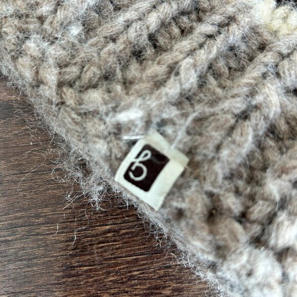 Cool Skull + Bones Chunky Dog Sweater Cowichan Style - Picture 2 of 3